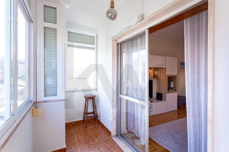 Apartamento T3 para Venda em Ramada e Caneças Foto 16