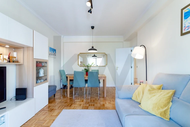 Apartamento T3 para Venda em Ramada e Caneças Foto 5