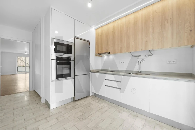 Apartamento T2 para Venda em Funchal (São Pedro) Foto 11