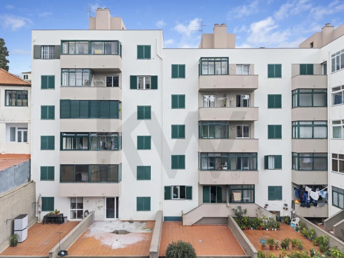 Apartamento T2 para Venda em Funchal (São Pedro) Foto 1