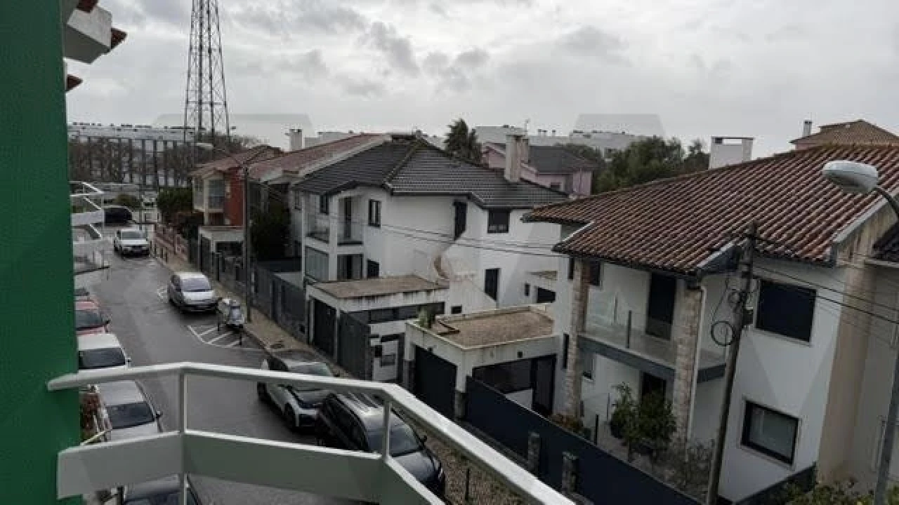 Apartamento T2 para Arrendamento em Porto Salvo Foto 2