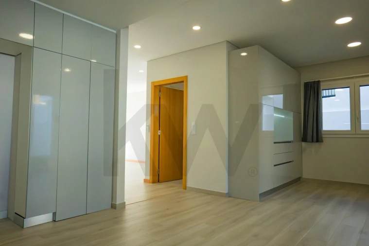 Moradia T3 para Venda em Pontinha e Famões Foto 22