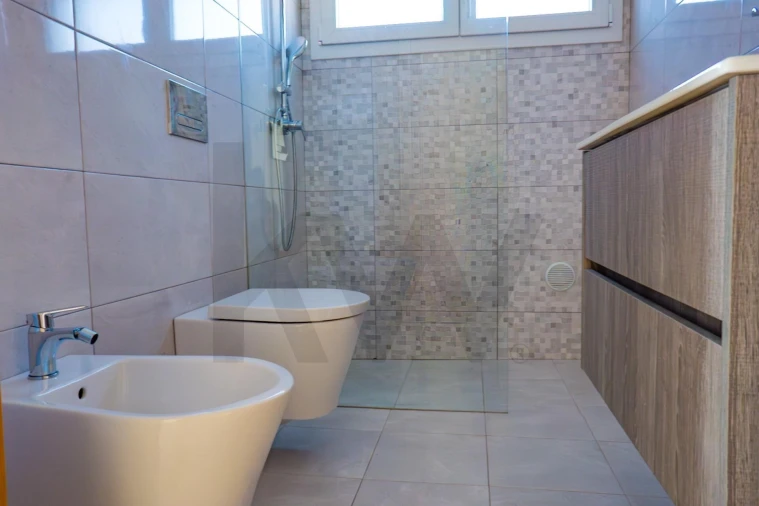 Moradia T3 para Venda em Pontinha e Famões Foto 36