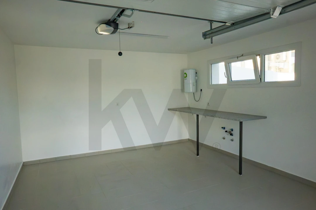 Moradia T3 para Venda em Pontinha e Famões Foto 52