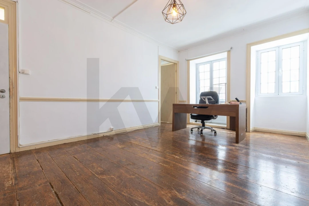 Moradia T5 para Venda em Ponta Delgada (São Pedro) Foto 14