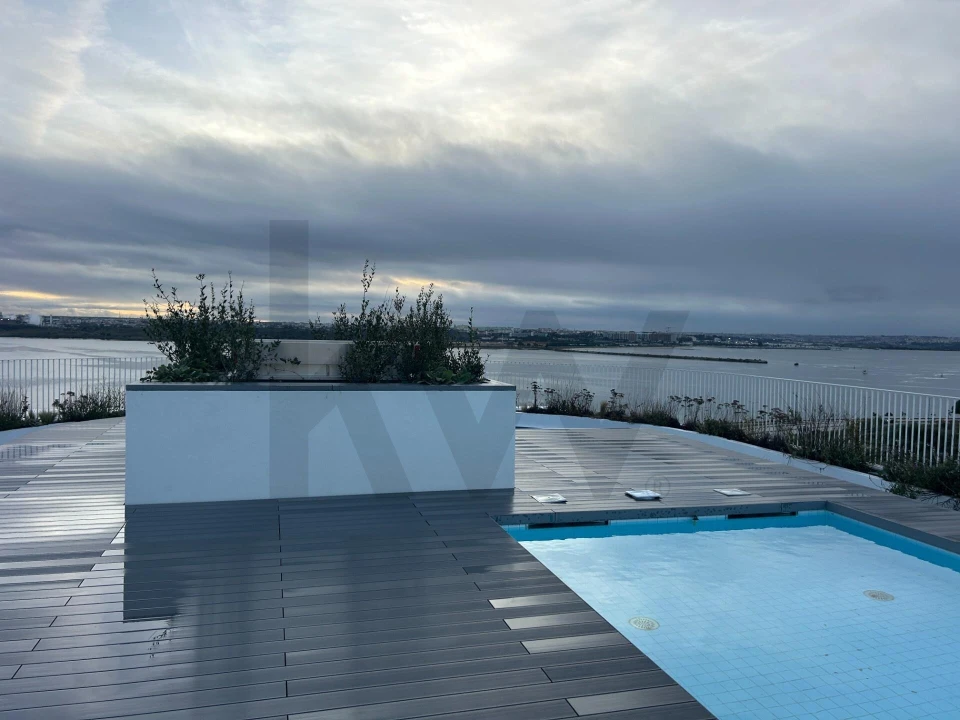 Apartamento T2 para Arrendamento em Alto do Seixalinho, Santo André e Verderena Foto 29