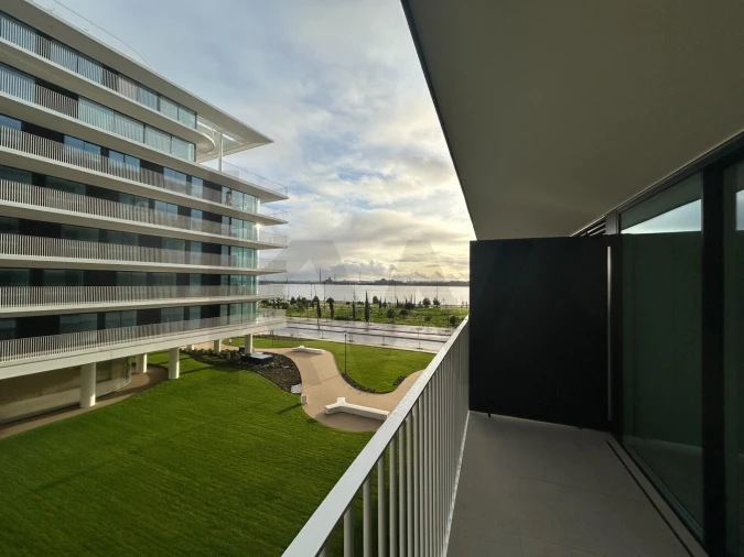 Apartamento T2 para Arrendamento em Alto do Seixalinho, Santo André e Verderena Foto 27