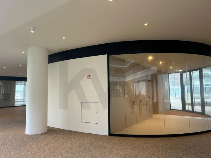 Apartamento T2 para Arrendamento em Alto do Seixalinho, Santo André e Verderena Foto 20