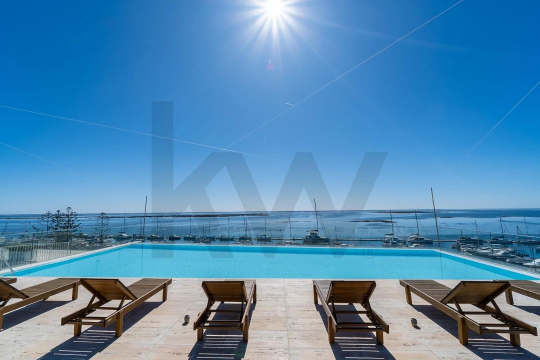 Apartamento T4 para Venda em Olhão Foto 45