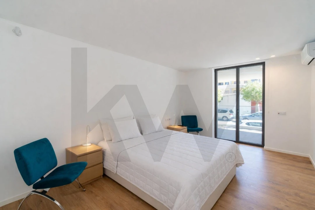 Apartamento T4 para Venda em Olhão Foto 28