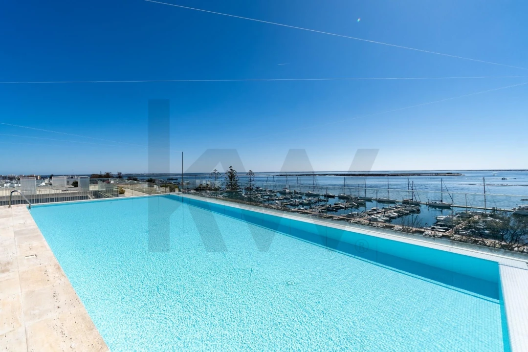 Apartamento T4 para Venda em Olhão Foto 44