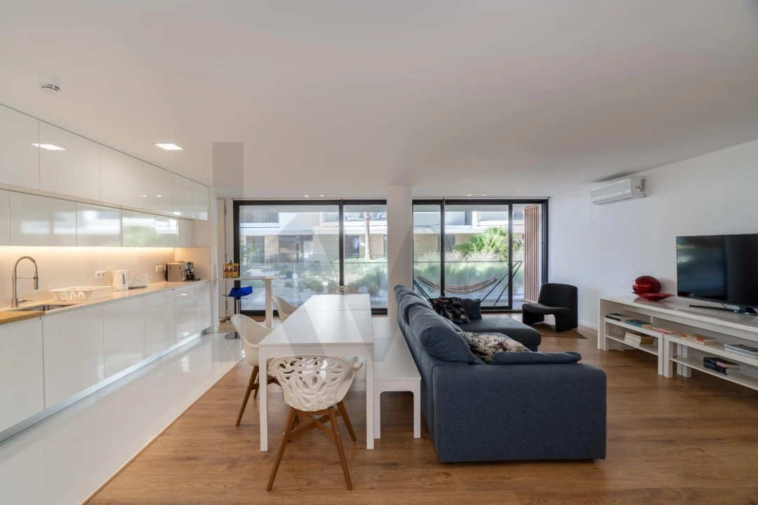 Apartamento T4 para Venda em Olhão Foto 4