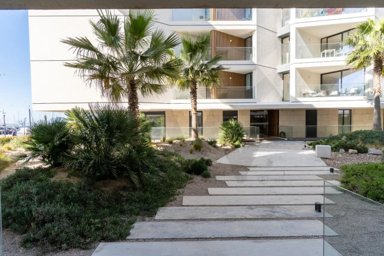 Apartamento T4 para Venda em Olhão Foto 40