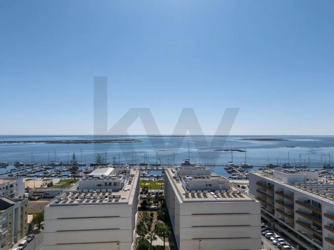 Apartamento T4 para Venda em Olhão Foto 60