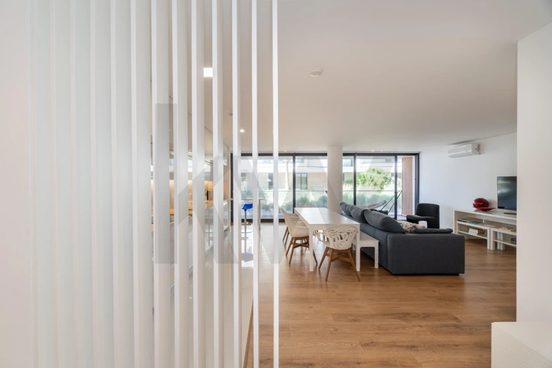 Apartamento T4 para Venda em Olhão Foto 6