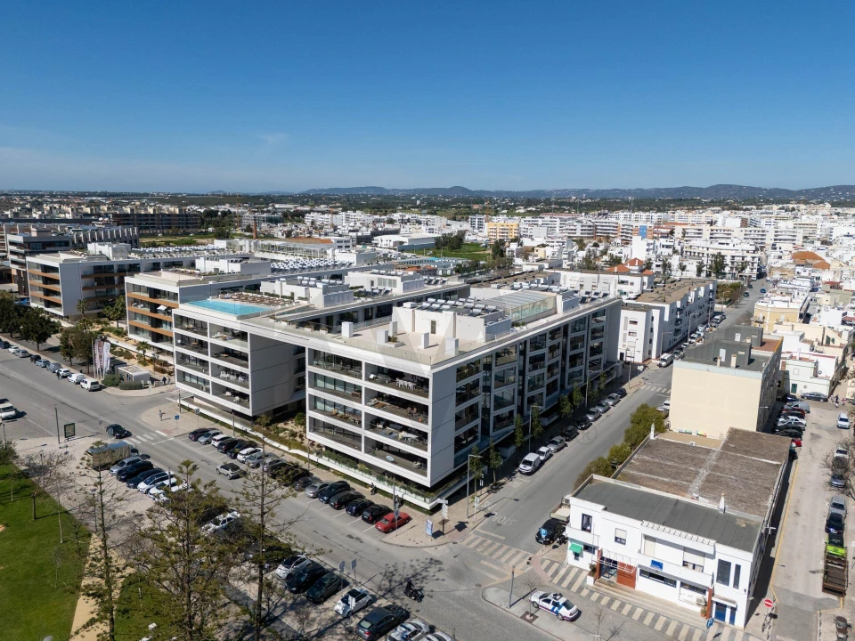 Apartamento T4 para Venda em Olhão Foto 51