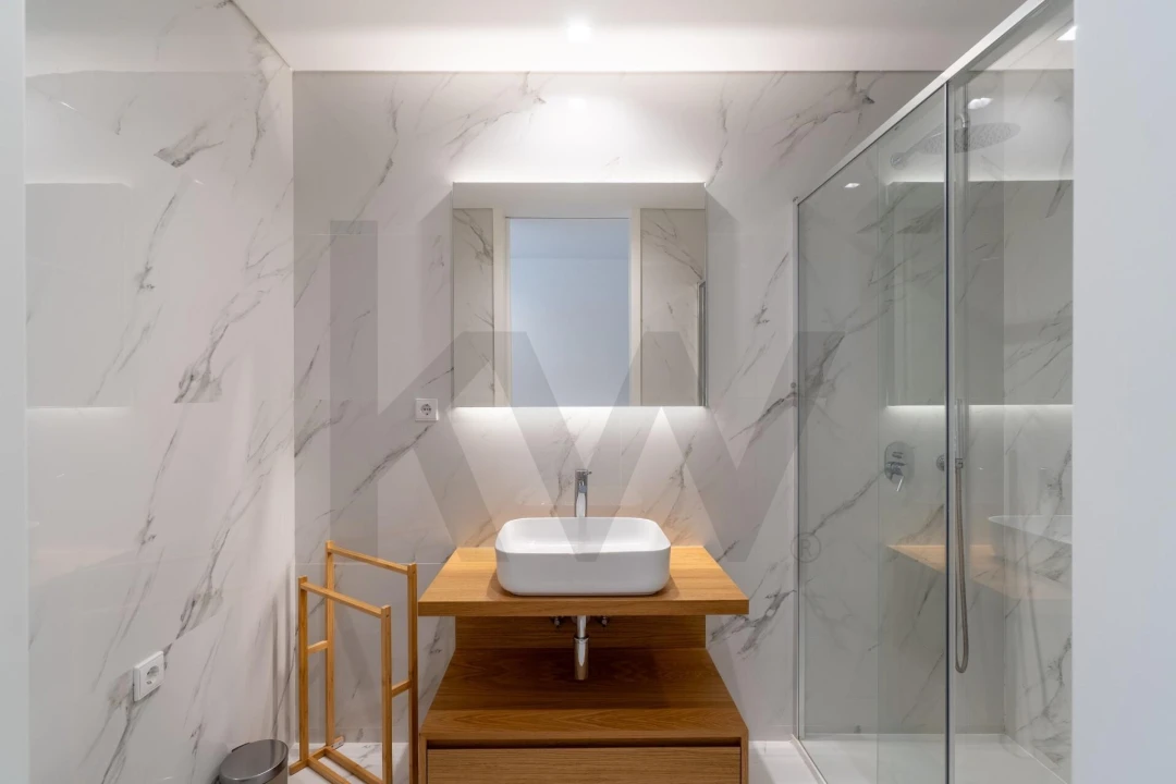 Apartamento T4 para Venda em Olhão Foto 25