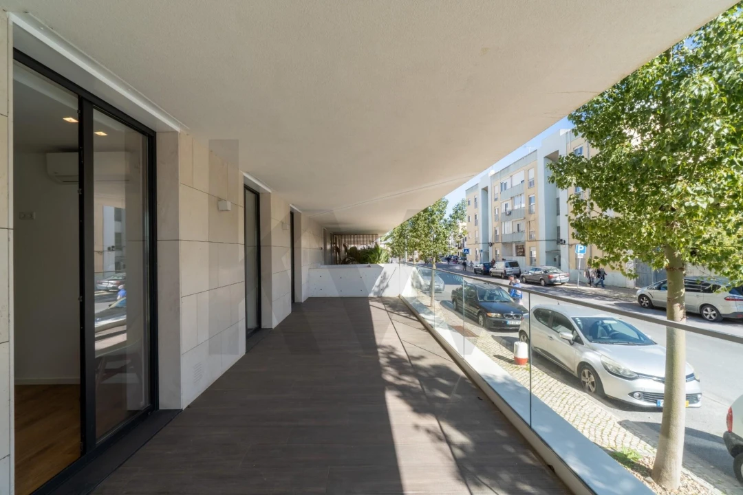 Apartamento T4 para Venda em Olhão Foto 9