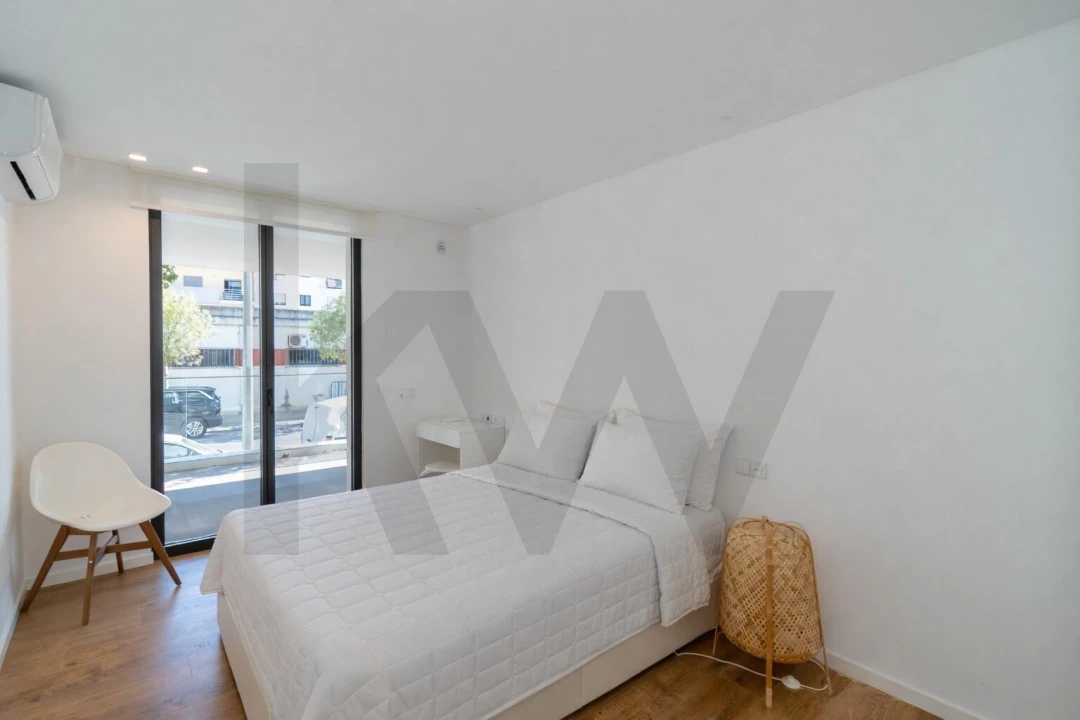 Apartamento T4 para Venda em Olhão Foto 26