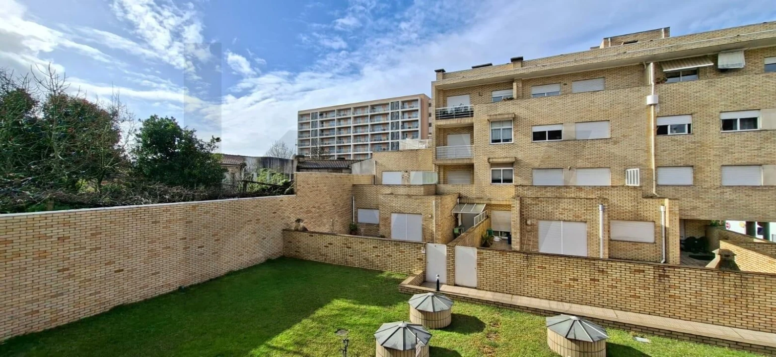 Apartamento T2 para Venda em Ermesinde Foto 14