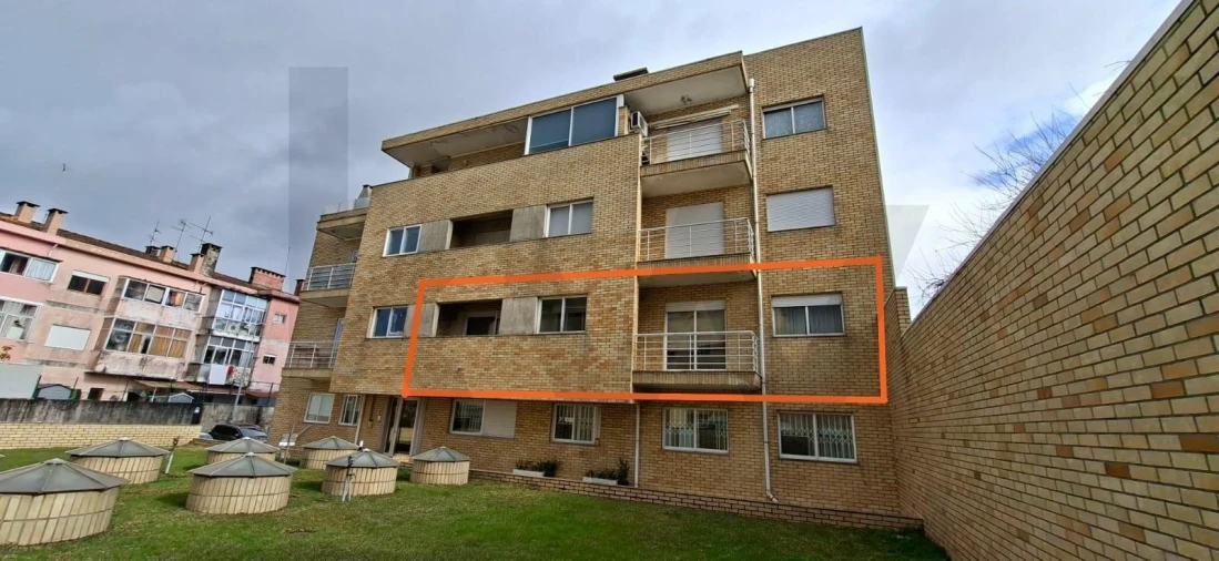 Apartamento T2 para Venda em Ermesinde Foto 2