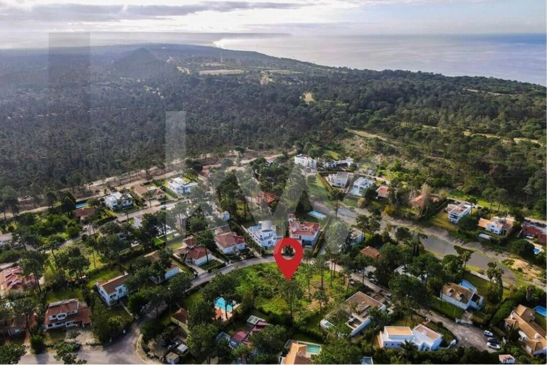 Terreno para Venda em Charneca de Caparica e Sobreda Foto 12