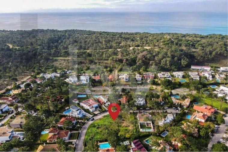 Terreno para Venda em Charneca de Caparica e Sobreda Foto 4