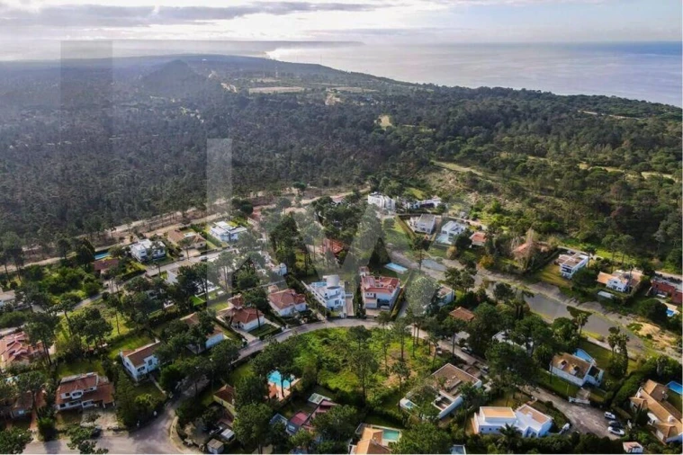 Terreno para Venda em Charneca de Caparica e Sobreda Foto 11