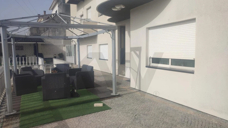 Prédio para Venda em Gondomar (São Cosme), Valbom e Jovim Foto 18