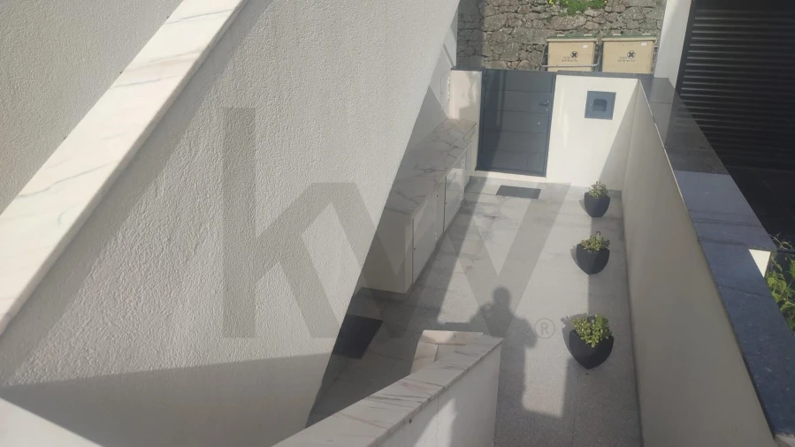 Prédio para Venda em Gondomar (São Cosme), Valbom e Jovim Foto 14