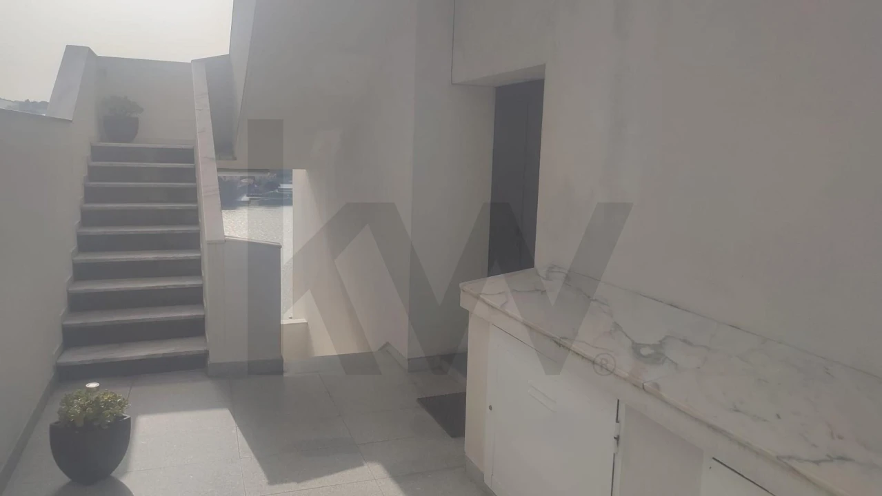 Prédio para Venda em Gondomar (São Cosme), Valbom e Jovim Foto 15