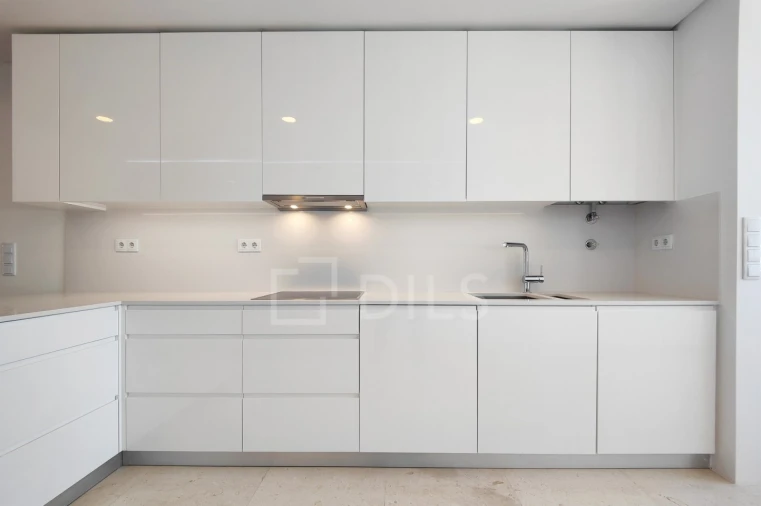 Apartamento T4 para Venda em Avenidas Novas Foto 7