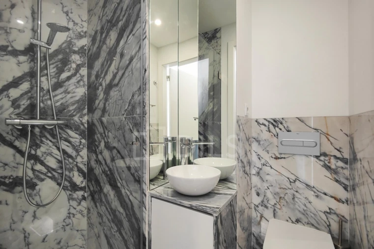 Apartamento T4 para Venda em Avenidas Novas Foto 24