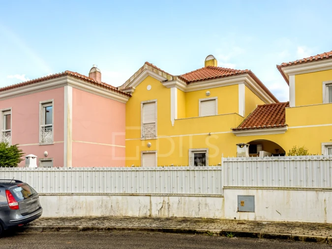 Moradia T4 para Venda em Alcabideche Foto 35