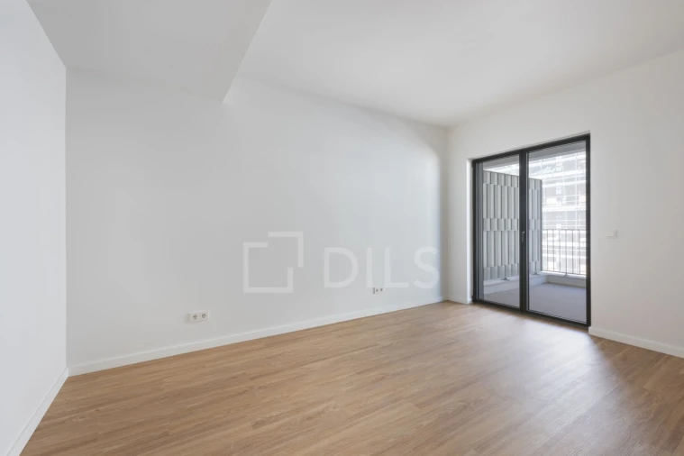 Apartamento T4 para Venda em Santo António dos Cavaleiros e Frielas Foto 9