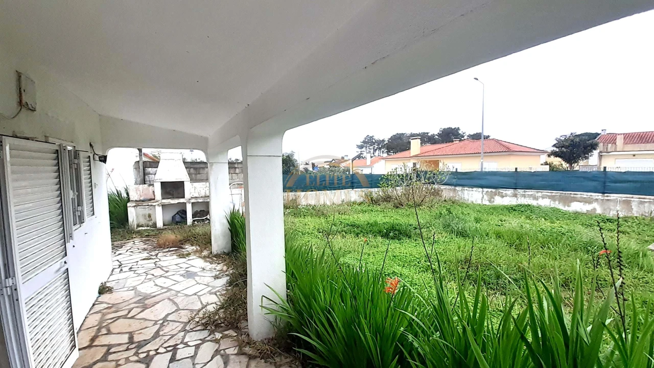 Moradia T3 para Venda em Sesimbra (Castelo) Foto 23