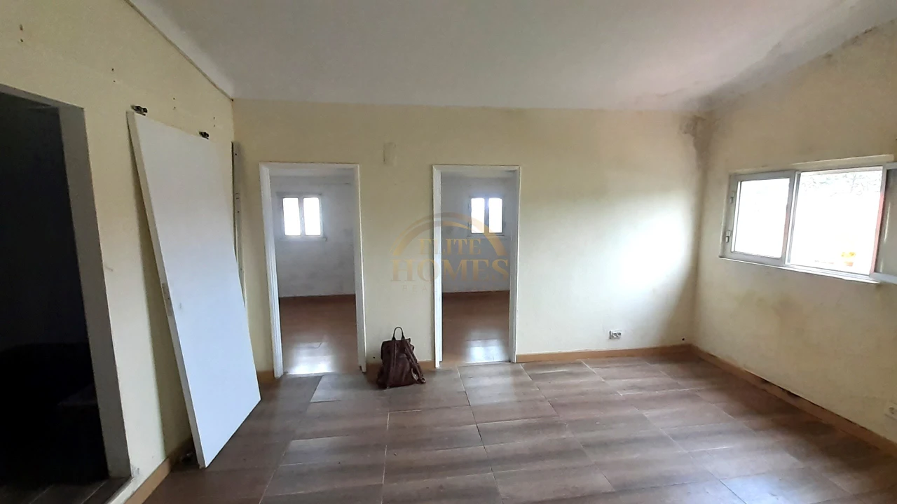 Moradia T3 para Venda em Sesimbra (Castelo) Foto 1