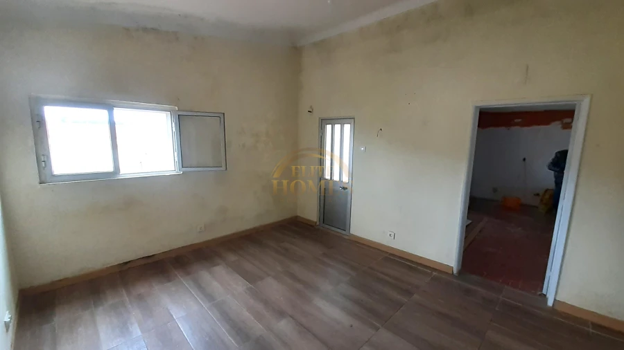 Moradia T3 para Venda em Sesimbra (Castelo) Foto 5