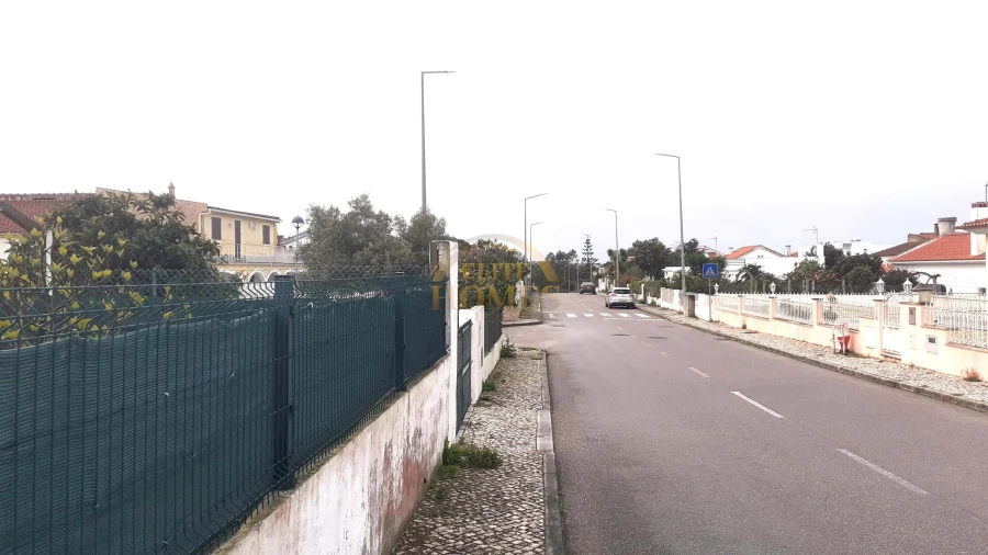 Moradia T3 para Venda em Sesimbra (Castelo) Foto 41