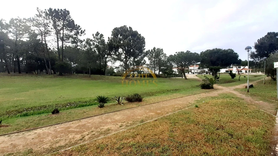 Moradia T3 para Venda em Sesimbra (Castelo) Foto 39