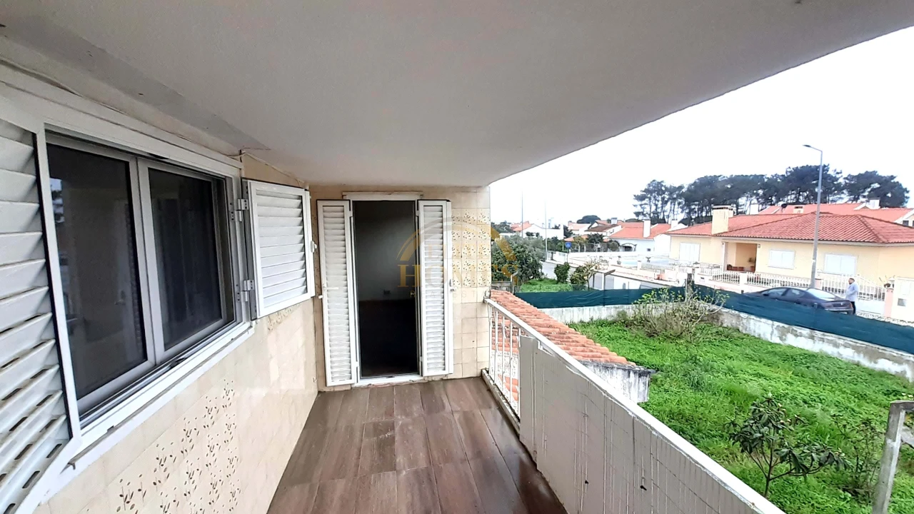 Moradia T3 para Venda em Sesimbra (Castelo) Foto 3