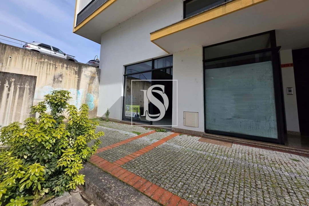 Negócio para Venda em Repeses e São Salvador Foto 2