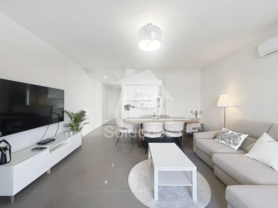 Apartamento T1 para Venda em Alvor Foto 12