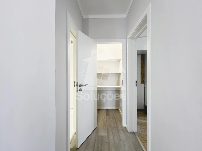 Apartamento T3 para Venda em Portimão Foto 10