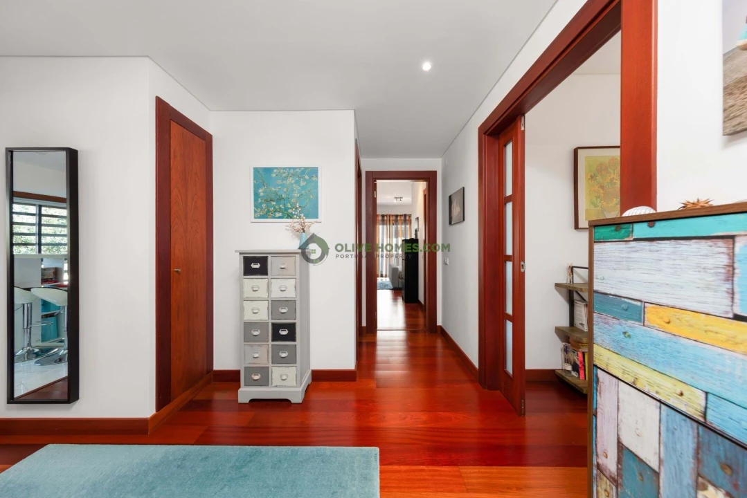 Apartamento T2 para Venda em Quarteira Foto 5