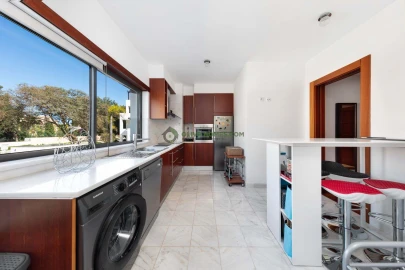 Apartamento T2 para Venda em Quarteira