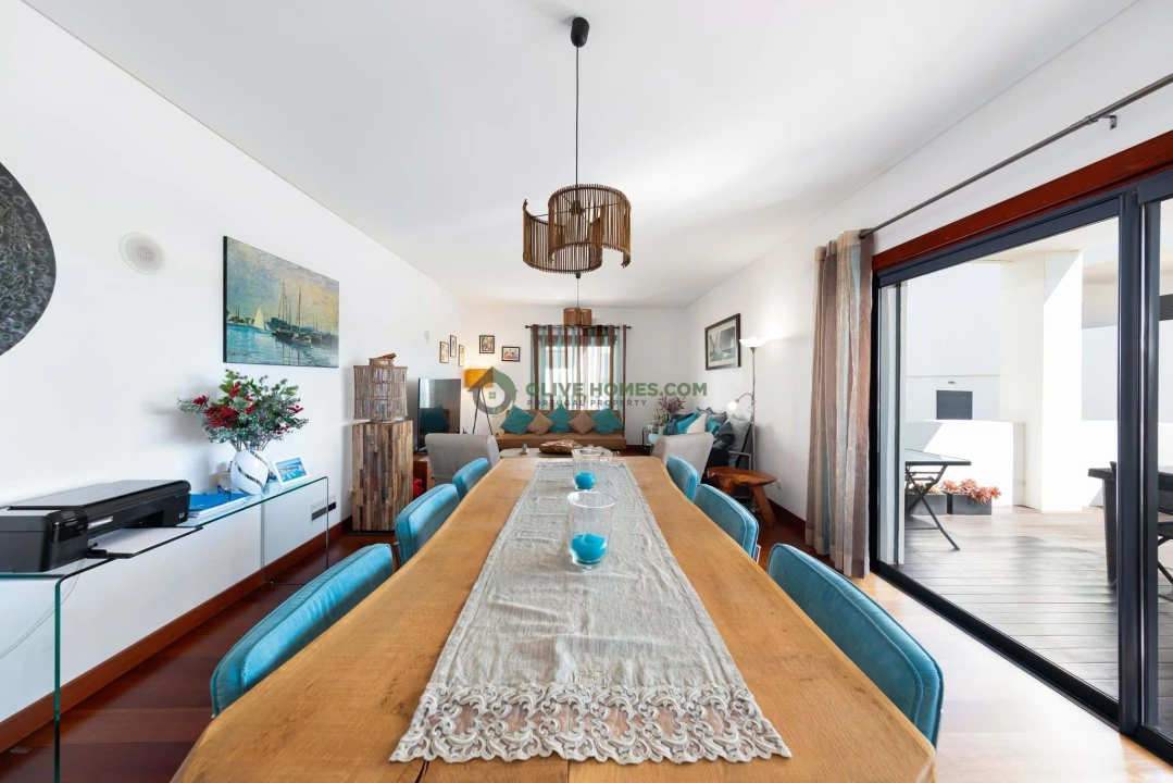 Apartamento T2 para Venda em Quarteira Foto 10