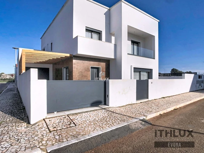 Moradia T3 para Venda em Nossa Senhora da Conceição e São Bartolomeu Foto 2