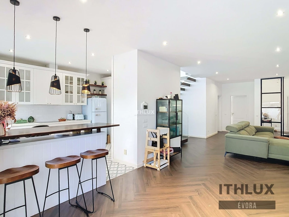 Moradia T3 para Venda em Nossa Senhora da Conceição e São Bartolomeu Foto 8