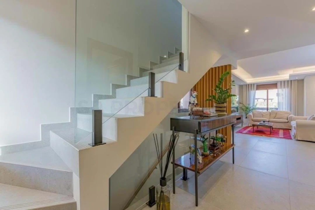 Moradia T3 para Venda em Quarteira Foto 16